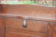 Close-up of the excellent figure in the hand-selected quarter-sawn white oak and detail of the wooden latch.